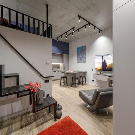Ivis House Modern Apartment In Vilnius Old Town With Balcony וילנה מראה חיצוני תמונה