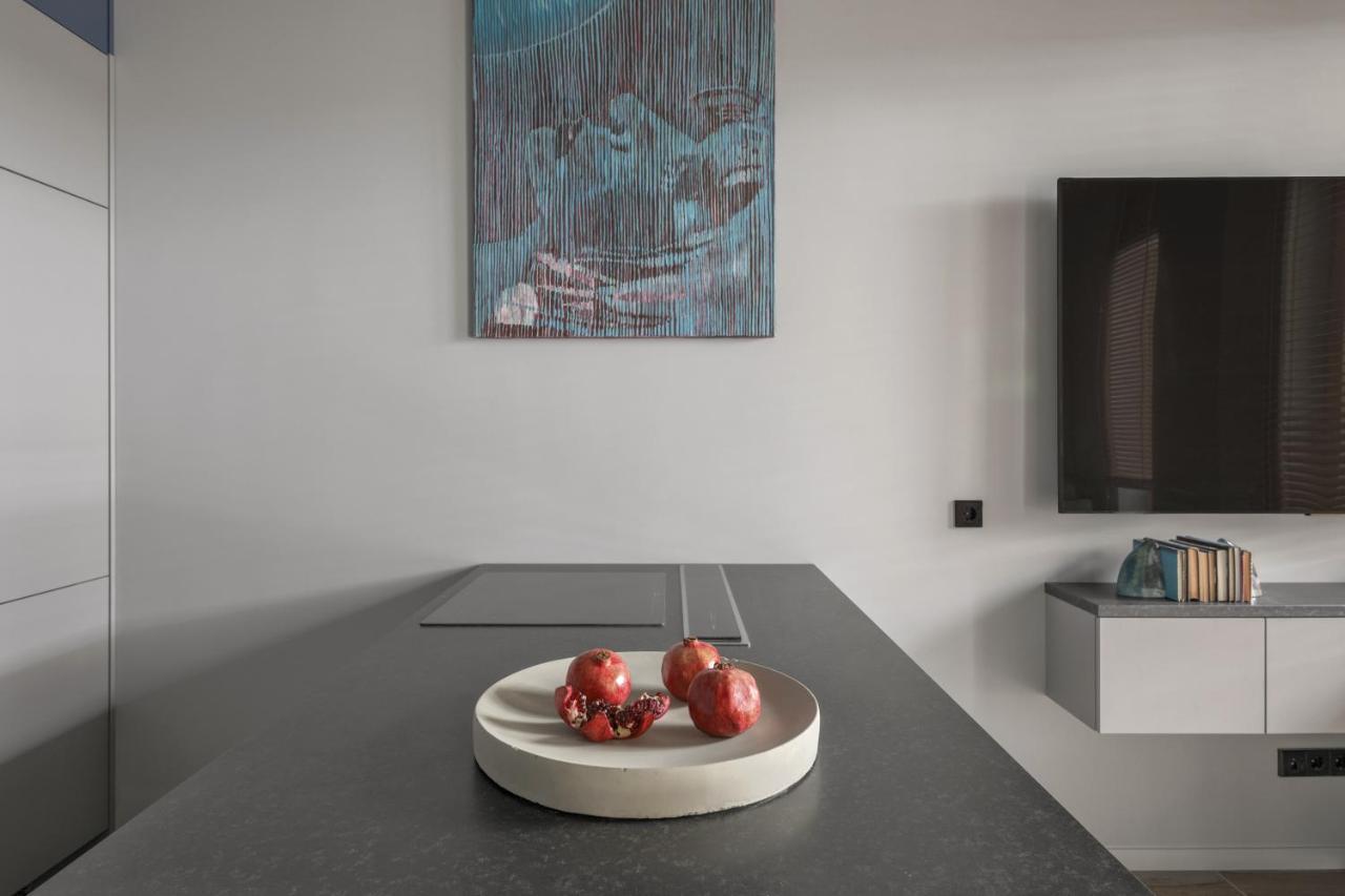 Ivis House Modern Apartment In Vilnius Old Town With Balcony וילנה מראה חיצוני תמונה
