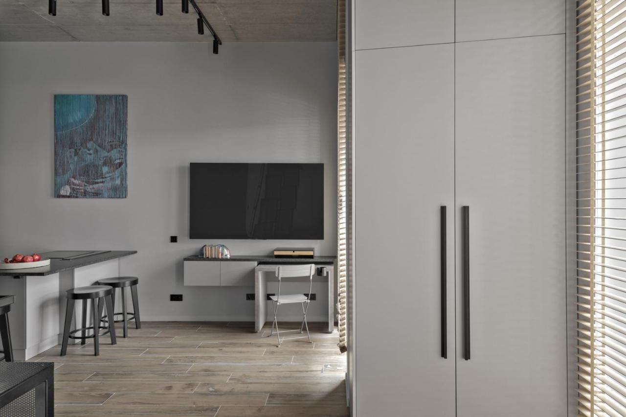 Ivis House Modern Apartment In Vilnius Old Town With Balcony וילנה מראה חיצוני תמונה