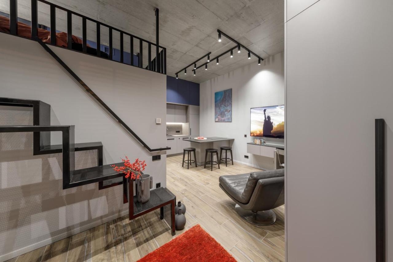 Ivis House Modern Apartment In Vilnius Old Town With Balcony וילנה מראה חיצוני תמונה