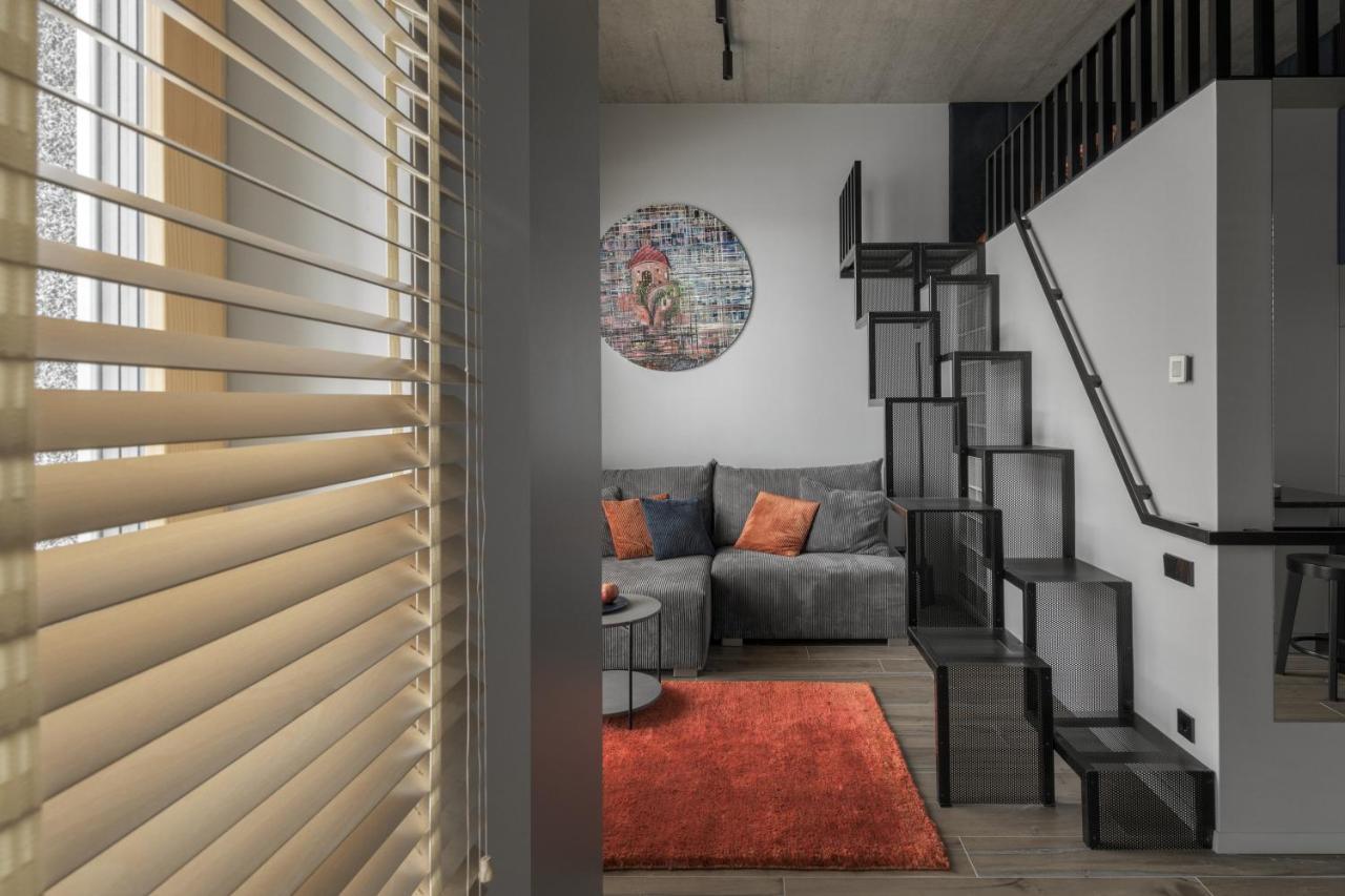 Ivis House Modern Apartment In Vilnius Old Town With Balcony וילנה מראה חיצוני תמונה