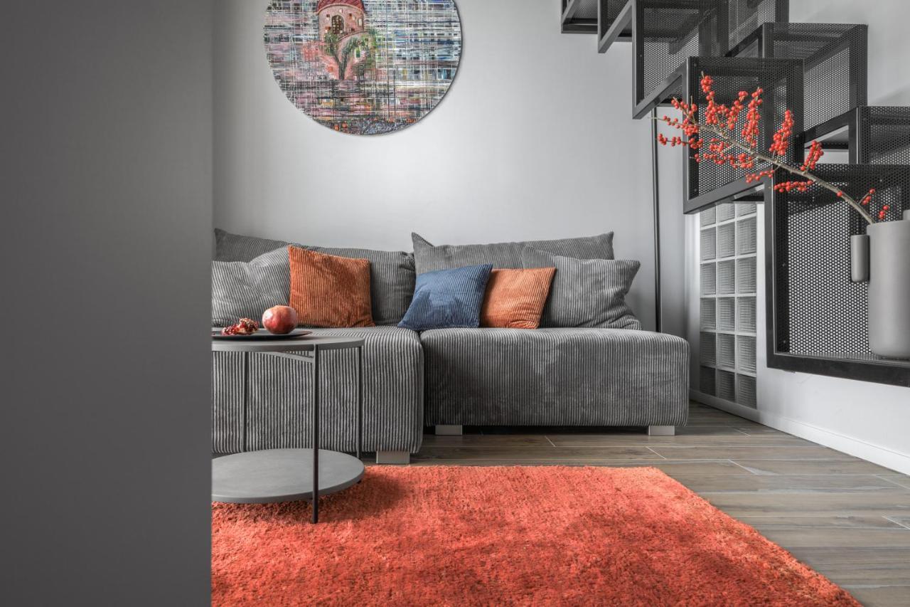 Ivis House Modern Apartment In Vilnius Old Town With Balcony וילנה מראה חיצוני תמונה